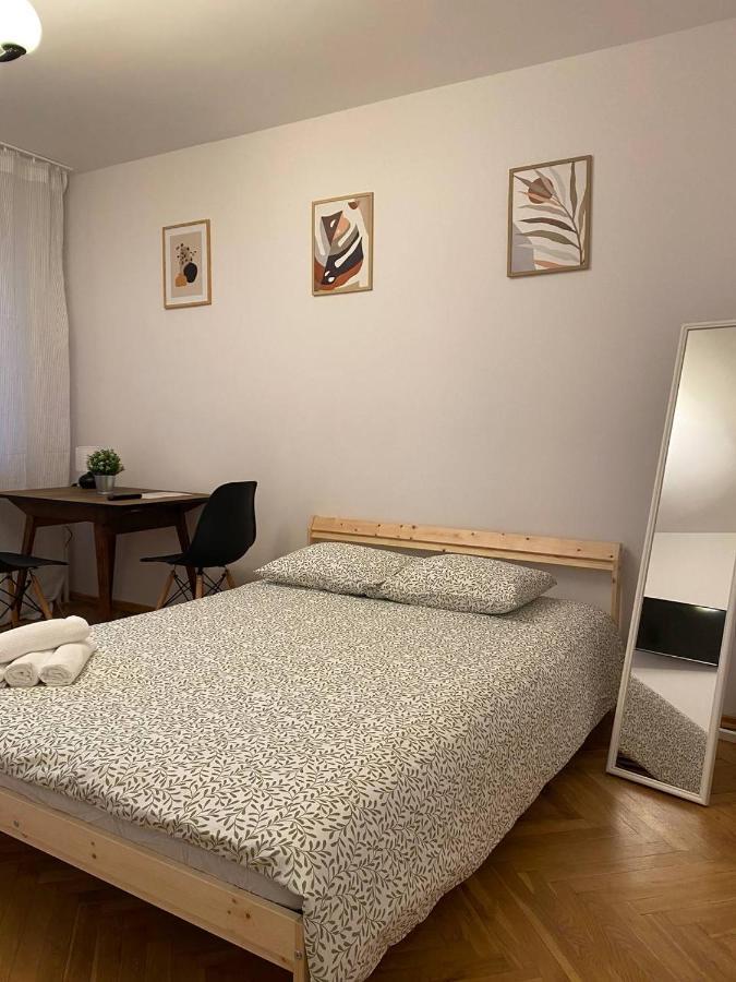 Halby Rooms Panska 55 วอร์ซอ ภายนอก รูปภาพ